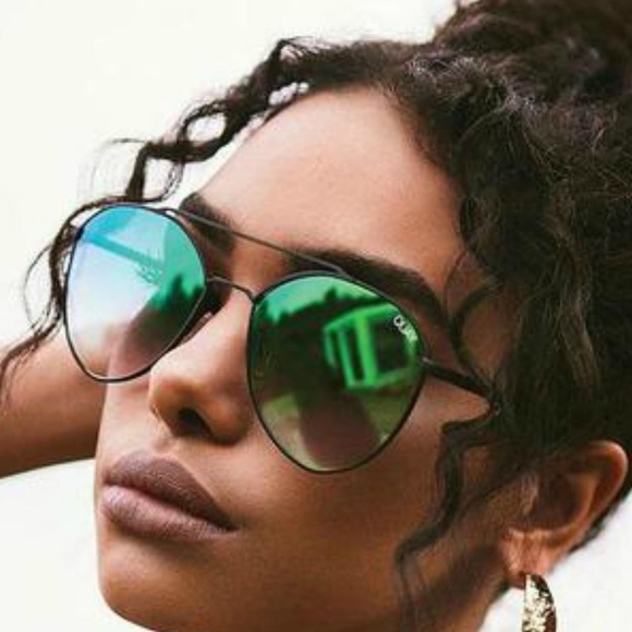 Quay Australia Accessories - QUAY AUSTRALIA NWOT Aviator Dragonfly Sunglasses